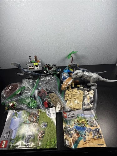 LEGO Jurassic World Indominus rex vs. Ankylosaurus 75941/75935 Baryonyx Face Off