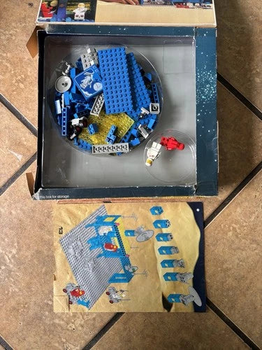 LEGO Space: Space Command Center (493)