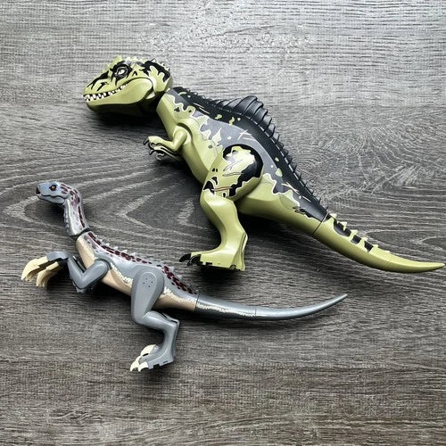 MEOW Giganotosaurus & Therizinosaurus Dinosaurs / Pre-Owned, Great Condition
