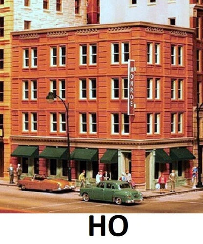 HO Scale - THE MONROE CORP. - 3 Story Building Kit - LUN-29