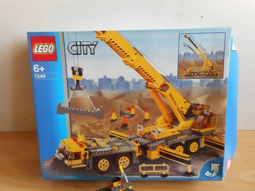 LEGO City Mobile Crane with Box (Lego No: 7249)