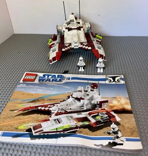 Lego 7679 Republic Fighter Tank Star Wars Set Minifigures