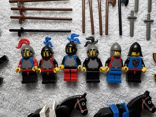 Lego Castle Vintage Sets Lot 6021 6035 6041 Incomplete Parts & Minifigs