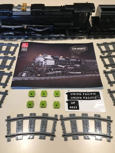 JIE STAR Union Pacific Big Boy Steam Locomotive Train Building Brick Block Set