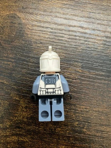 LEGO Star Wars Minifigure SW0331 Wolfpack Phase 1, Cracked torso