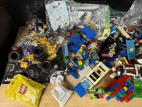 LEGO Technic, Creator + Bulk Lot Mixed Parts & Assemblies