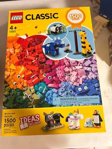 MEOW Classic 11011 Bricks and Animals 1500 Pieces NEW Retired Box Wear