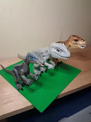 LEGO Dinosaur Figures Lot of 3 , Grey Indominus Rex, Baryonyx, Tan T-Rex