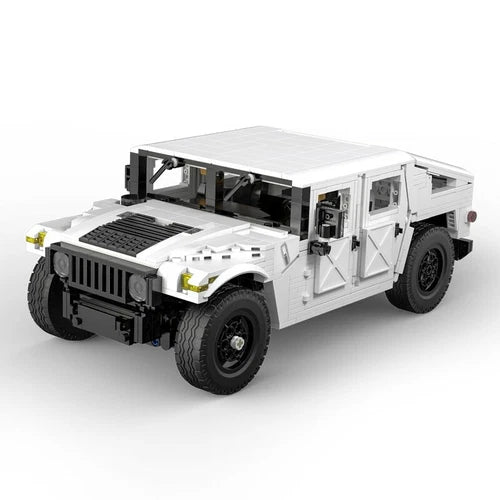CaDA 1:12 Scale Model Humvee Brick Building Set