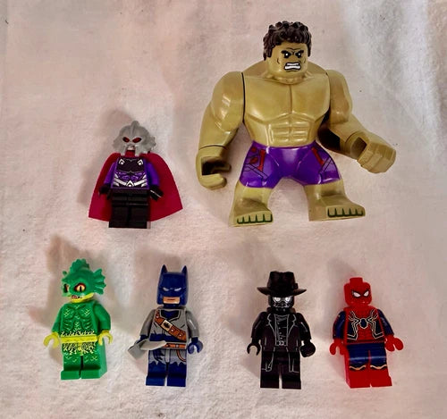 LEGO Super Heroes Minifigure Lot 6 Hulk Spider-Man Batman w/ Cape Loose