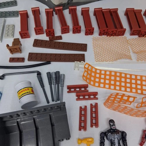 2007 Mega Bloks Spider-Man 3 Final Battle set Not Complete Please Read