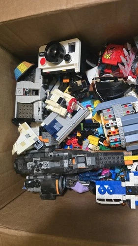 MEOW Bulk Lot 22.2 lbs Mixed Bricks Parts Pieces With Star Wars Elements As Is