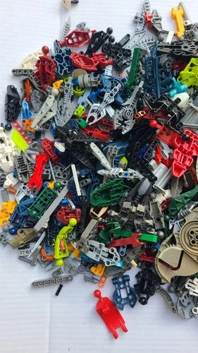 MEOW Bionicle Random Parts Bulk Genuine Lot (Over 4 Pounds)