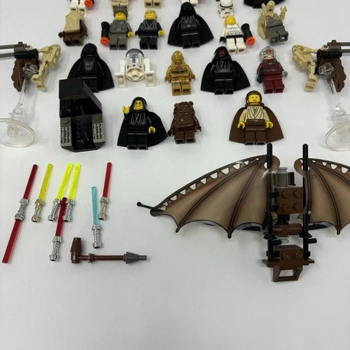 Lego Lot 22 Star Wars Minifigures Vintage Vader Ewok 7139 Palpatine Jinn Jar Jar