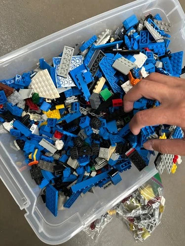 LEGO Vintage Space 7 Lbs Lot 6980 493 Police Ice hinges plates printed blue