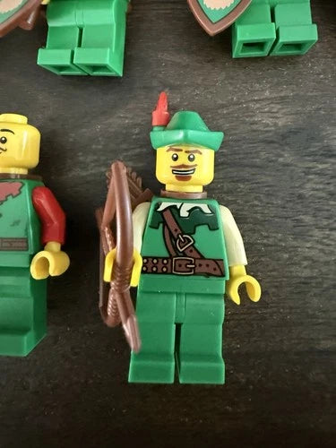 Authentic LEGO Castle Forestmen Minifigure Lot w/accessories & CMF Forest Man