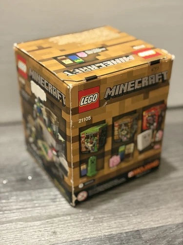 MEOW 21105 Minecraft Micro World The Village, New and Sealed