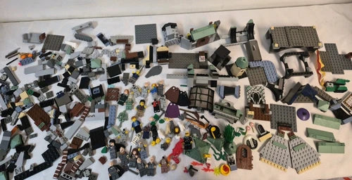 Lego Harry Potter #4730 The Chamber of Secrets & 4738 Hagrids Hut 4756 FIGURES