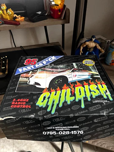 CHILDISH RC CAR -Motorsports 2.4GHz RC Car with Controller, White/Blue/Black