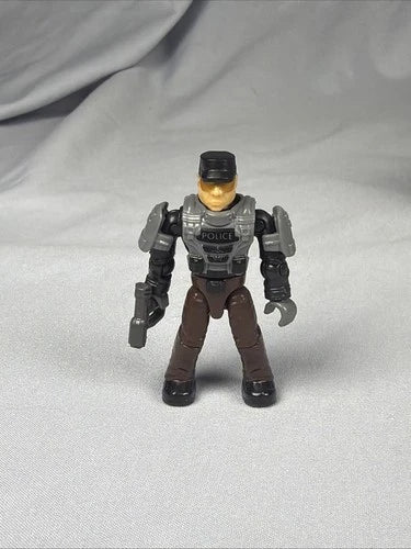 Halo Mega Bloks NMPD Police Cruiser Standoff 97452 Should Be Complete No Brute