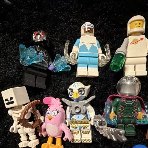 LEGO space Assorted Minifigure Lot w/ Accessories, Minecraft, angry birds