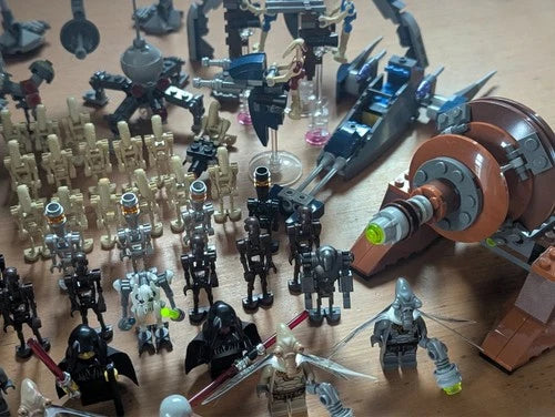 LEGO Star Wars Separatist Army Lot Vintage Count Dooku Spider Droid Geonosians