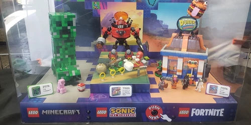 LEGO Target Display Minecraft 21276, Sonic 77005 & Fortnite 77076 *Read Descript
