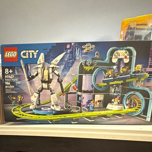 LEGO City Robot World 60421 Complete Set 986 pcs 8+ Building Toy Set \*BNIB-\*