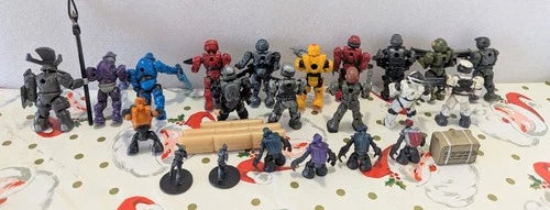 Mega Blocks Contrux Halo Figures lot of 15 Plus 7 Mini Figures Bonuses