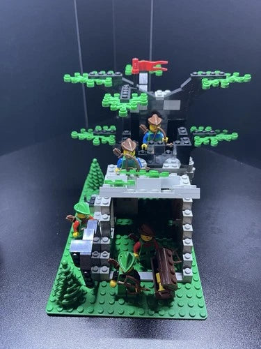 MEOW 6066 Camouflaged Outpost 1987 Classic Castle Forestmen