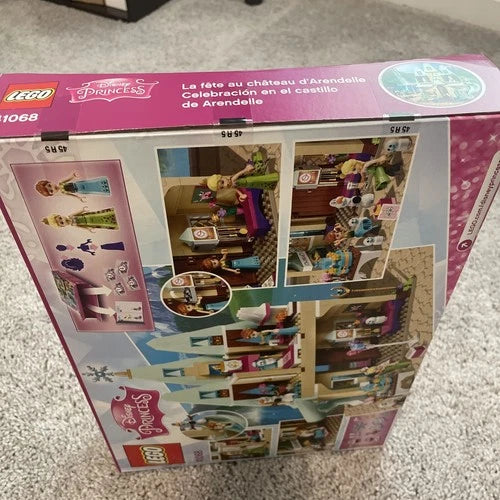 LEGO Disney: Arendelle Castle Celebration (41068)