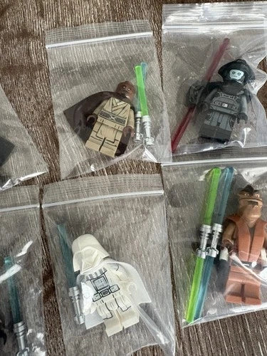MEOW Star Wars Minifigure Lot. No cracks on any of the figs. Comes as shown