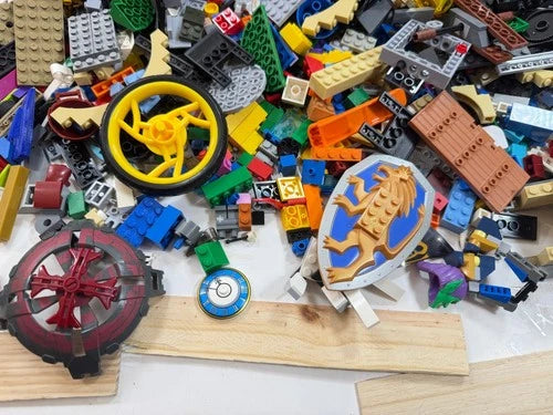 MEOW Bulk Lot 17+ LB Minifigures Marvel Spider-Man Harry Potter Bionicle Technic