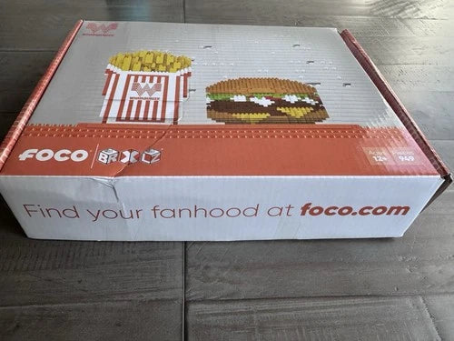 FOCO BRXLZ Whataburger Burger & Fries Blocks Set 949pc 12+ BGRLL3008