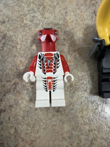 LEGO NINJAGO: Rise of the Snakes Fangpyre Mech (9455) w/ Box