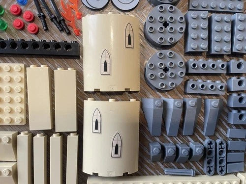 LEGO Set 3828: The Last Airbender Air Temple (Nearly Complete-See Description)