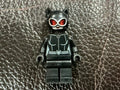 LEGO Catwoman Red Goggles Whip Minifigure Batman DC Super Heroes 76122 sh0595