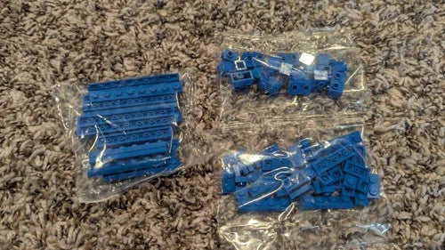 LEGO blue parts lot - 890 parts