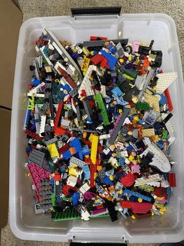 🧱 Huge 27 LB MEOW Bulk Lot - Minifigs Galore! Mixed Set and Blocks 🔥🔥🔥