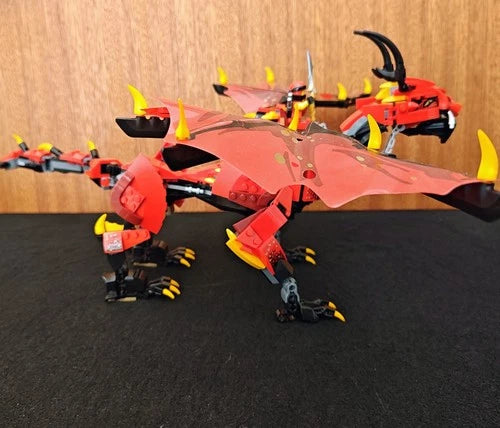 Lego NINJAGO - Firstbourne - 70653 Hunted - 100% Complete - Huge Red Dragon!