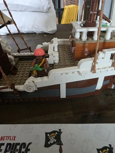 LEGO ONE PIECE 75639 Going Merry Pirate Ship 1376 pcs Brick Separator 18+