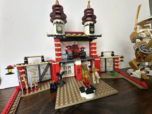 LEGO Ninjago 70505 Temple of light Set Retired 2015