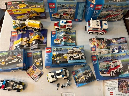 LEGO City Lot 5 Sets! 1252, 7030, 7890, 7902, 7236