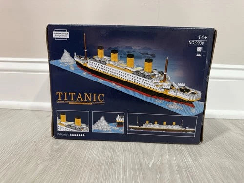 Ellien Germany Style Titanic Ship Model Building Blocks Set No. 9938 Age 14+