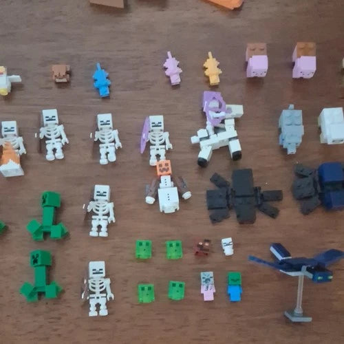 LEGO Minecraft Minifigure Bulk Lot 69 Figures With Lots Of Extras Official LEGO