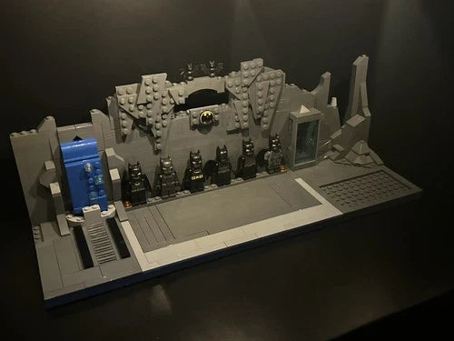 MEOW Batman DC MOC Batcave Custom Batcave Display