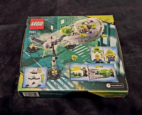 MEOW Alien Conquest – 7051 Tripod Invader Set, NEW/SEALED