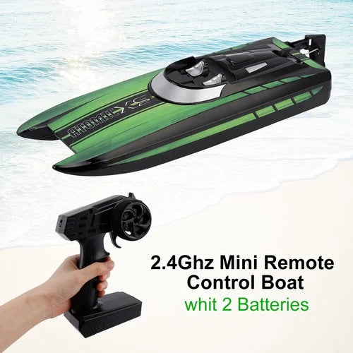 2.4Ghz Mini Remote Control Boat For Water Pool Lake Water Toy 2 Batteries Green