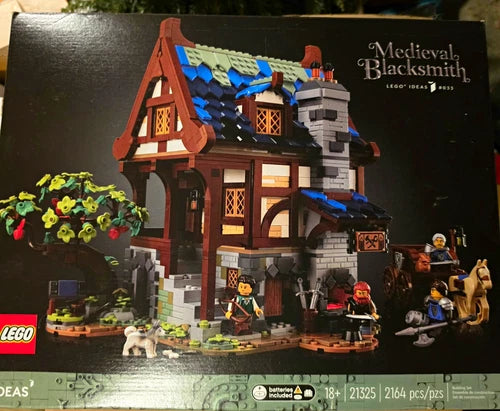 MEOW Ideas Medieval Blacksmith 21325 2164 pcs Set 18+