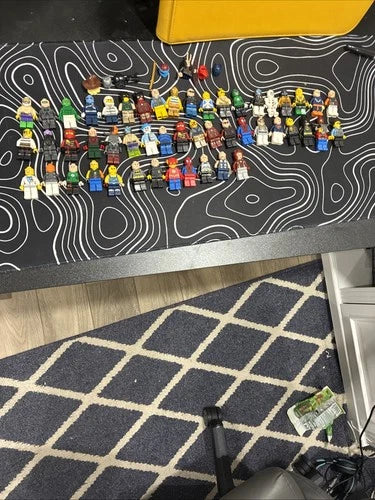 50 MEOW Mini-figures Lot Random Assortment Of Pieces From Different Sets!